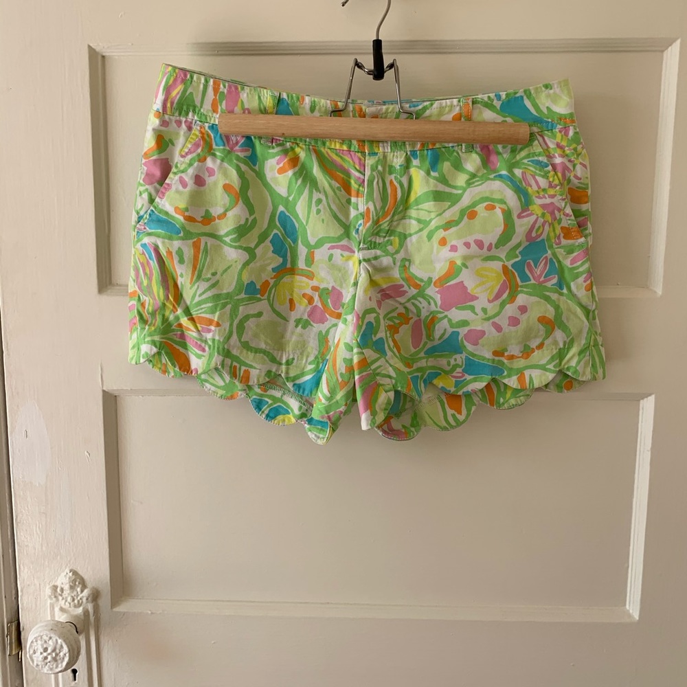 Lilly Pulitzer Buttercup shorts with scallop hem